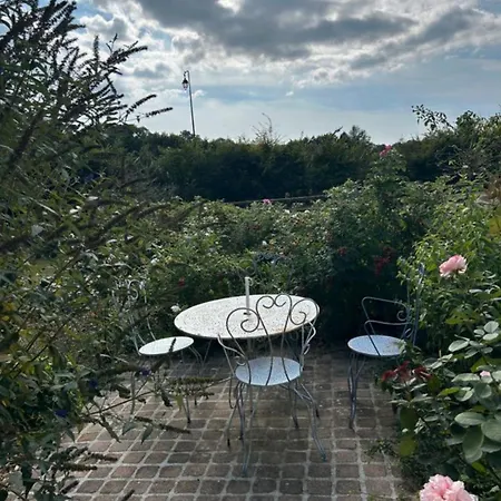 Privée Au Bord De La Rivière Alloggio in famiglia *